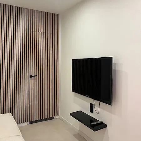 Loft Avec Jacuzzi * Saint-Maur-des-Fosses